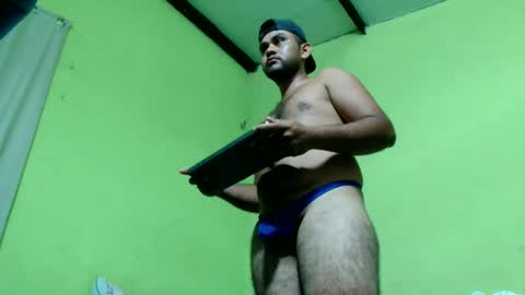 Snapshot of moderno_xxx chatting on 7, 6, 2026 Andres online show from 7, 6, 2026