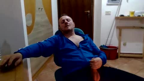 Snapshot of modesto1969 chatting on 9, 11, 2025 modesto1969 online show from 9, 11, 2025