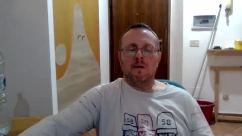 Snapshot of modesto1969 chatting on 17, 11, 2025 modesto1969 online show from 17, 11, 2025