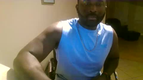 Snapshot of moed1987 chatting on 3, 6, 2026 Carluv99 online show from 3, 6, 2026
