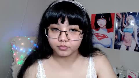 Molly online show from 5, 1, 2025