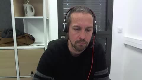 Julien online show from 10, 3, 2025