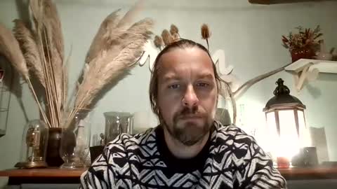 Julien online show from 14, 11, 2025