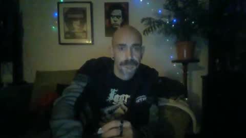 Snapshot of moica84 chatting on 9, 11, 2025 moica84 online show from 9, 11, 2025