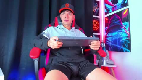 moises_23cm online show from 1, 3, 2025