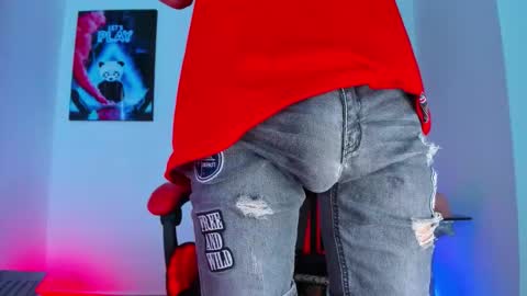 Snapshot of moises_23cm chatting on 23, 9, 2025 moises_23cm online show from 23, 9, 2025