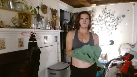 MoistKnickerChick online show from 7, 12, 2024