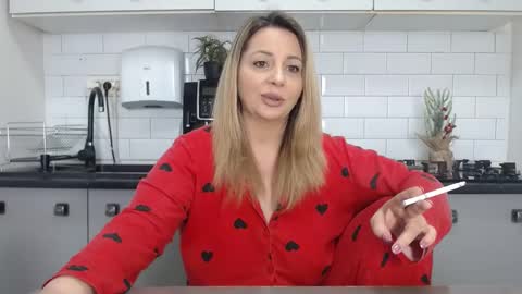 Snapshot of mojjo_erika chatting on 16, 2, 2025 erika online show from 16, 2, 2025