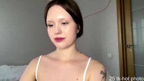 Snapshot of mollieadamek chatting on 19, 5, 2026 Lisa online show from 19, 5, 2026