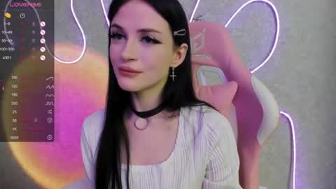 Snapshot of molly_crystall chatting on 23, 7, 2026 Molly - online show from 23, 7, 2026