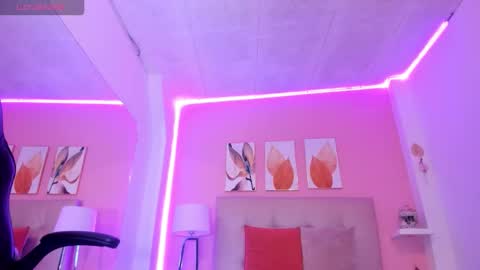    online show from 27, 3, 2026