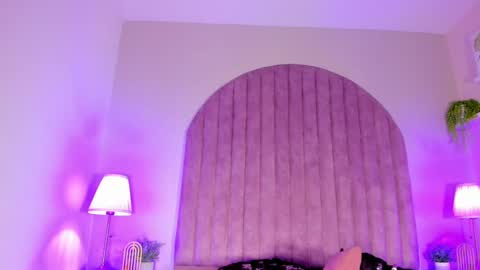 Snapshot of molly_jackson chatting on 10, 2, 2025 Molly Jackson online show from 10, 2, 2025