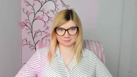 Snapshot of molly_moree chatting on 16, 2, 2026 Molly online show from 16, 2, 2026