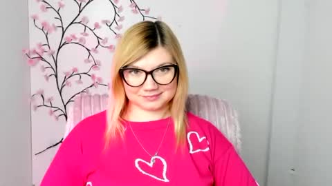 Snapshot of molly_moree chatting on 19, 2, 2026 Molly online show from 19, 2, 2026