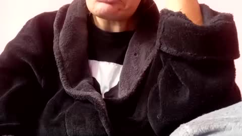 Snapshot of molly_tanya chatting on 2, 12, 2024 Tanya online show from 2, 12, 2024