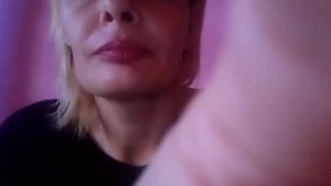 Snapshot of molly_tanya chatting on 10, 12, 2024 Tanya online show from 10, 12, 2024