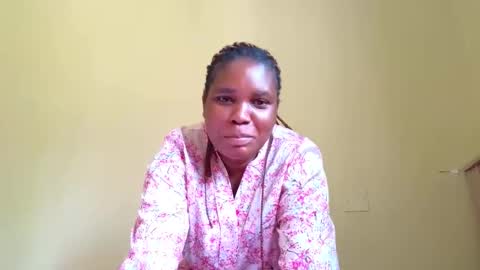 Snapshot of mollygushy chatting on 19, 11, 2025 lucky online show from 19, 11, 2025