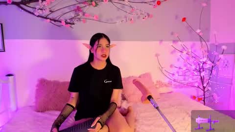 New girl Emily Valentina  Michelle online show from 12, 2, 2026