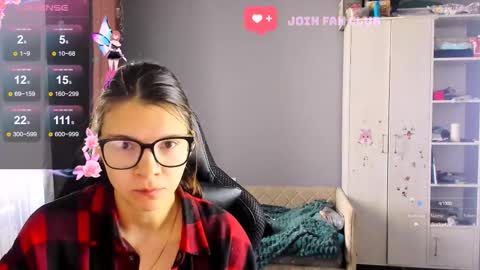 Snapshot of mollylollipop20 chatting on 30, 9, 2025 KIRA online show from 30, 9, 2025