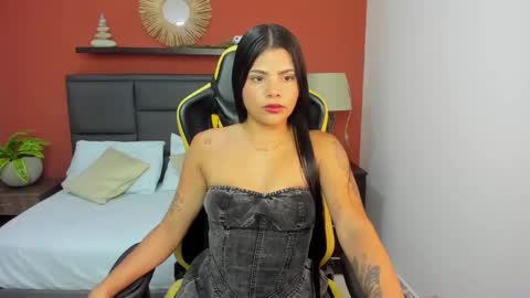 mollylove_ online show from 23, 9, 2025