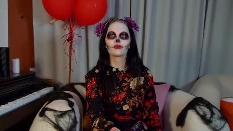 Snapshot of mollymillsen chatting on 25, 10, 2025 Molly online show from 25, 10, 2025