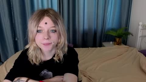 Snapshot of mollysally chatting on 2, 5, 2026 mollysally online show from 2, 5, 2026