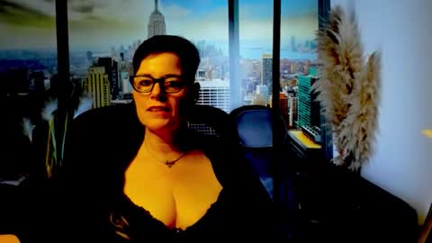 MollySun Nina Randmann online show from 17, 11, 2025