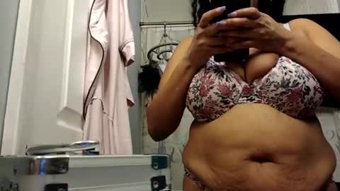 Mommy bubbles online show from 6, 1, 2025