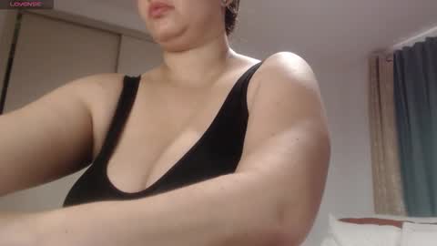 Daphne  online show from 16, 11, 2025