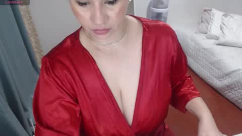 Daphne  online show from 17, 2, 2026