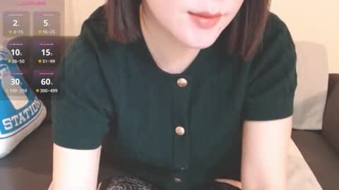 Snapshot of momo612238 chatting on 4, 10, 2025 Momo online show from 4, 10, 2025