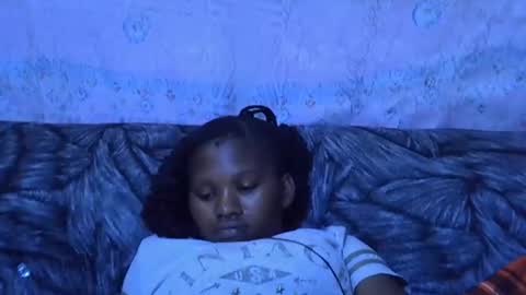 momsdoll online show from 3, 2, 2026