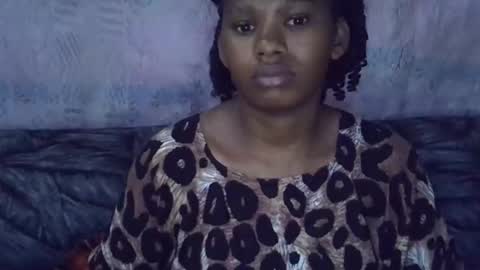 momsdoll online show from 4, 2, 2026