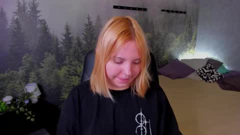 mon1ca_jones online show from 9, 11, 2025