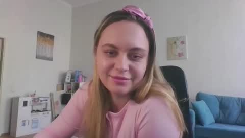 Snapshot of monarise chatting on 23, 3, 2026 monarise online show from 23, 3, 2026