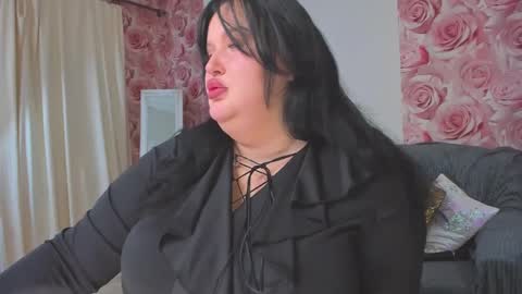 Snapshot of monasteel chatting on 26, 2, 2025 Monica online show from 26, 2, 2025