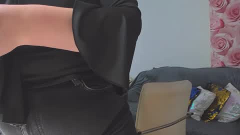 Snapshot of monasteel chatting on 26, 2, 2025 Monica online show from 26, 2, 2025