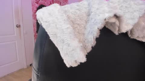 Snapshot of monasteel chatting on 21, 9, 2025 Monica online show from 21, 9, 2025