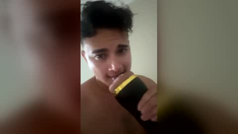 Snapshot of monchito88 chatting on 22, 5, 2026 monchito88 online show from 22, 5, 2026