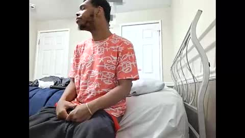 Snapshot of moneyboysaveg548 chatting on 4, 3, 2026 moneyboysaveg548 online show from 4, 3, 2026