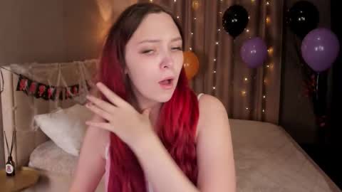 Monica online show from 3, 11, 2025