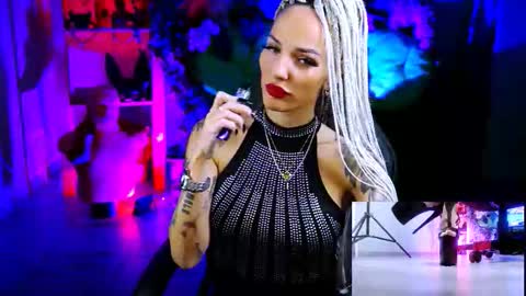 Monika online show from 13, 11, 2025