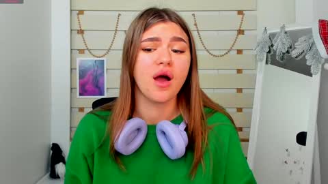 Monika online show from 20, 12, 2024