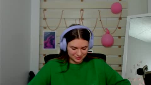 Monika online show from 20, 2, 2025