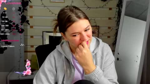 Monika online show from 31, 3, 2026