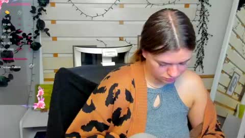 Snapshot of monika_youu chatting on 5, 5, 2026 Monika online show from 5, 5, 2026