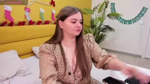 Monika online show from 25, 12, 2024