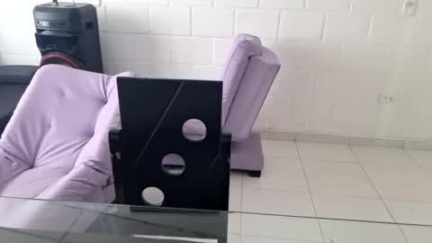 monikk__harrison online show from 20, 4, 2026