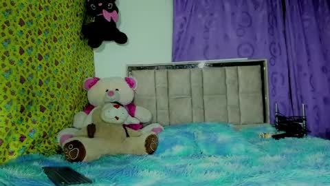 Snapshot of moniquehisk chatting on 18, 4, 2026 moniquehisk online show from 18, 4, 2026