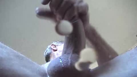 monkeyspank82 online show from 5, 1, 2026